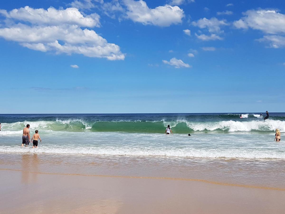 Arena Luxury Beachfront Apartment Newcastle Buitenkant foto