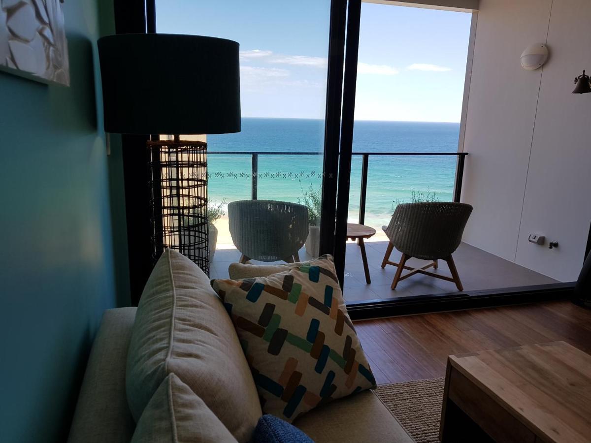 Arena Luxury Beachfront Apartment Newcastle Buitenkant foto
